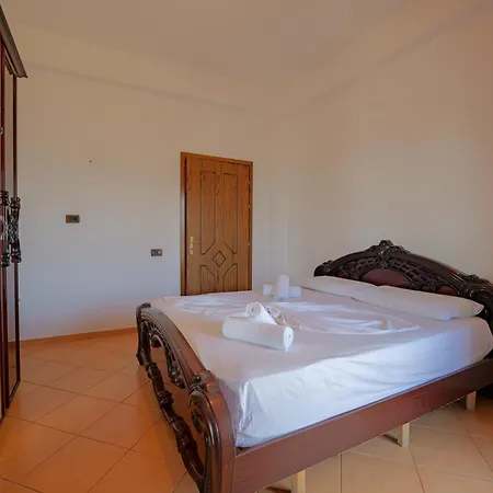 Appartement Koloseo Rezidence *